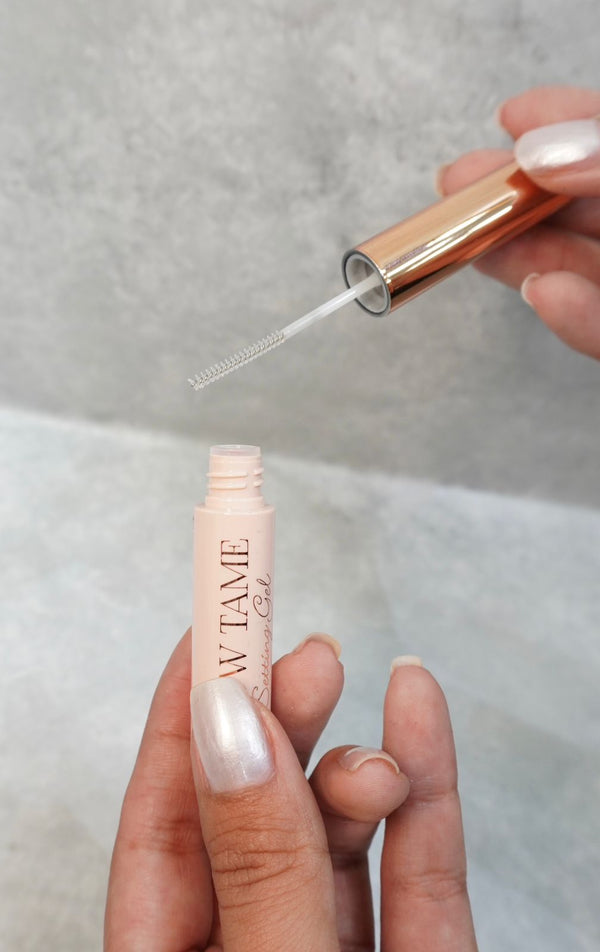 Brow tame
