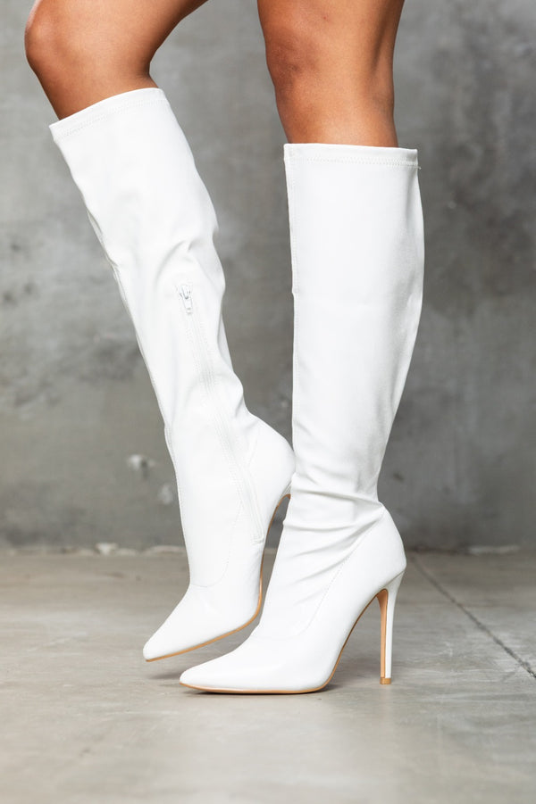 Botas puntilla